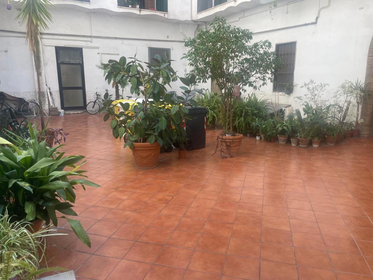 Be Your Home - Grazioso Monolocale Tra Porto E Stazione Civitavecchia Zewnętrze zdjęcie